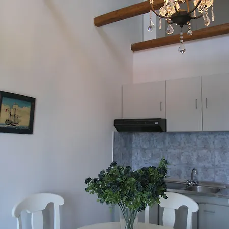 Apartament Agnantia *