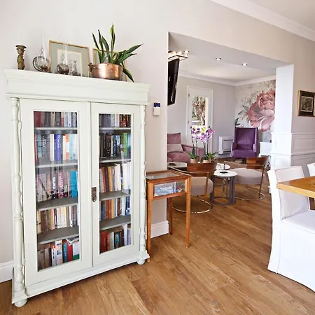 Agnantia アパート